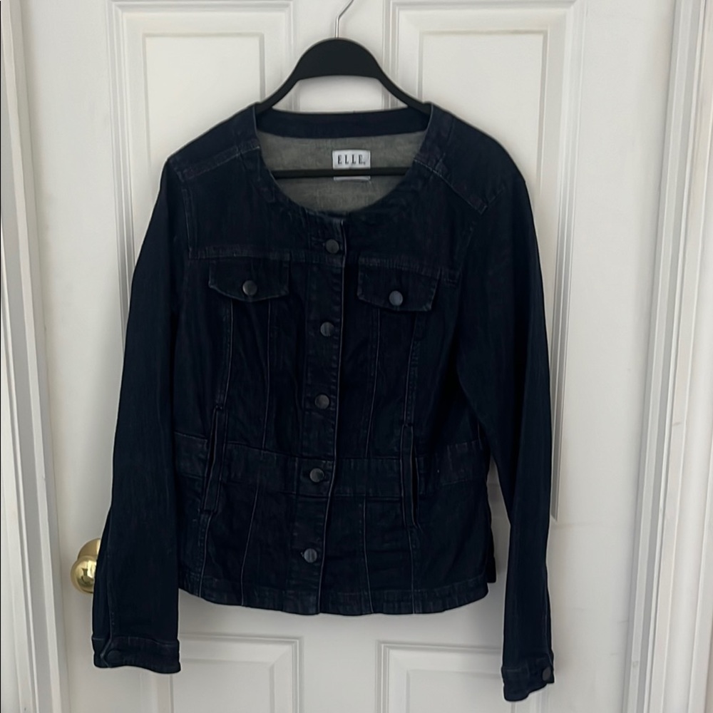 NWOT! Elle Dark Navy Jean Jacket Classic Denim Style
